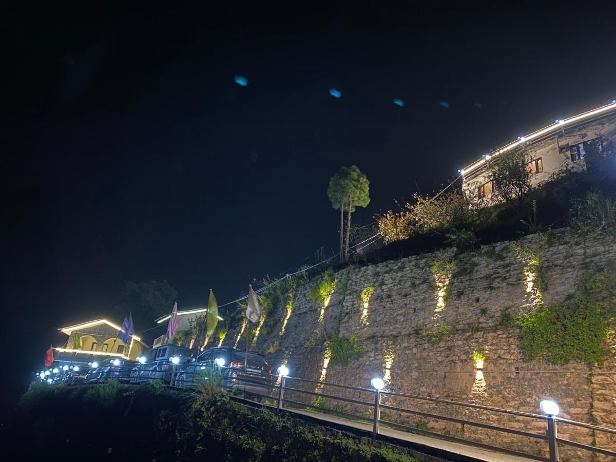 Wincliff Orchard Resort Mukteshwar Exterior photo