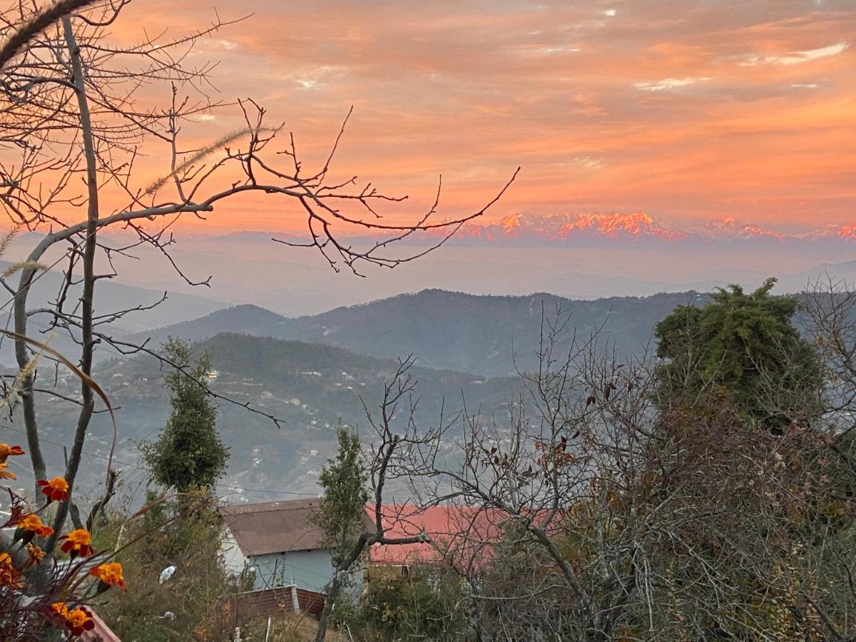 Wincliff Orchard Resort Mukteshwar Exterior photo